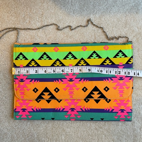 Neon Envelope Purse - Picture 4 of 4